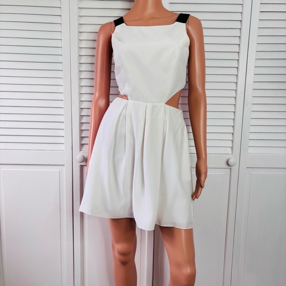 NEW JAY GODFREY Silk Cut Out Open Back Dress in White Size 4